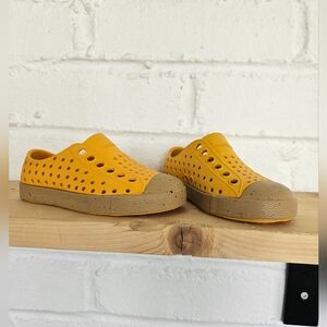 NATIVE BLOOM JEFFERSON YELLOW/WHEAT‎ C5 Waterproof